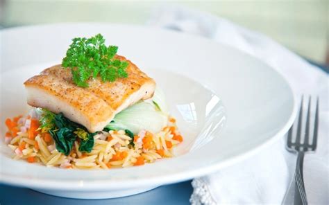 Halibut! Una creatura marina dal gusto delicato e dalle abitudini sorprendenti